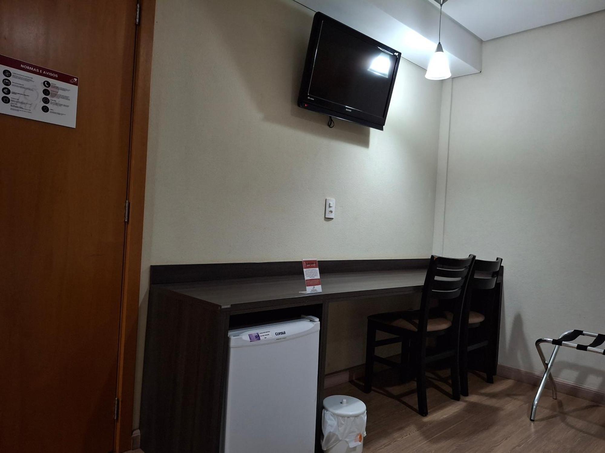 Onix Inn Hotel Cravinhos Dış mekan fotoğraf